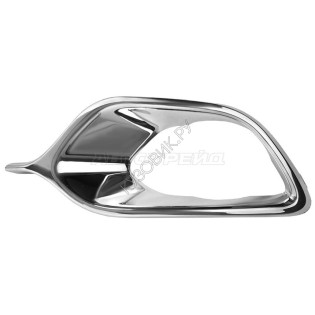 Накладка оправы ПТФ RENAULT LOGAN 14-18 лев хром SAT
